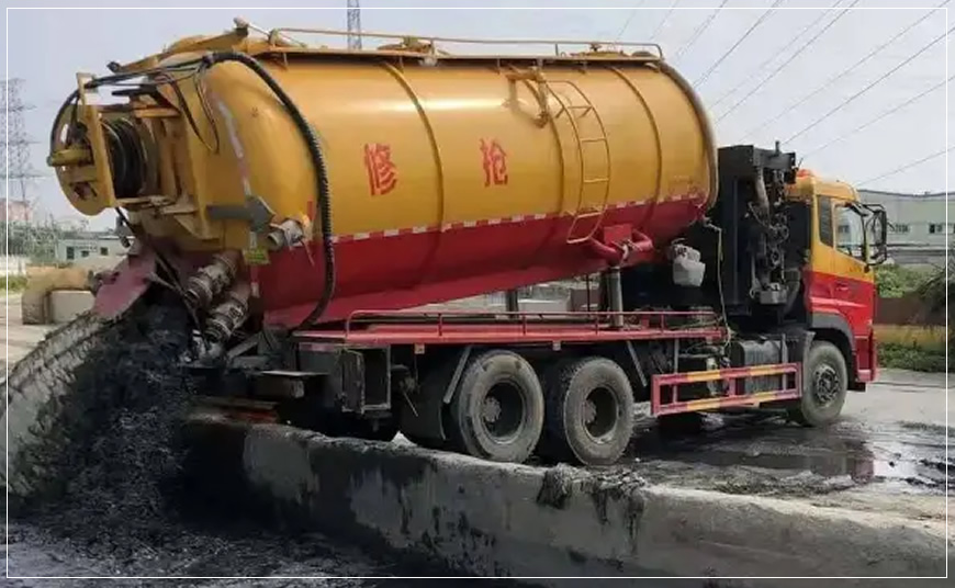 当雄沉淀池清理案例